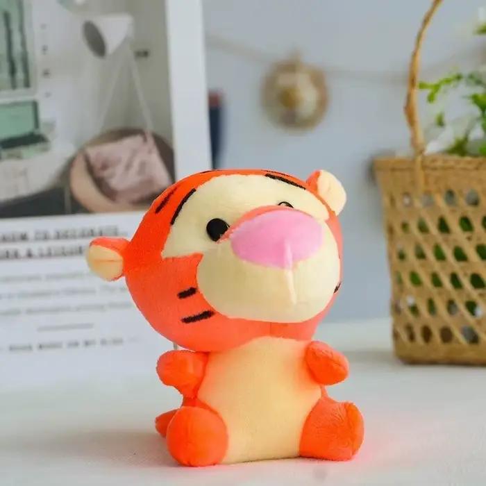 12-20 cm Winnie l'ourson ours tigre cochon Anime mignon dessin animé poupées en peluche jouets porte