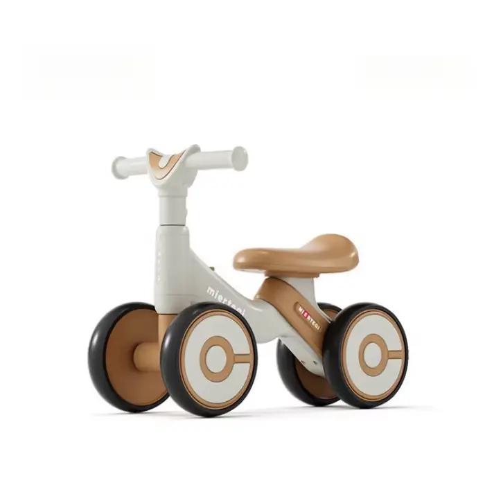 Vélo d'équilibre à 4 roues pour tout-petits, jouet trotteur anti-retournement, trottinette pour garç