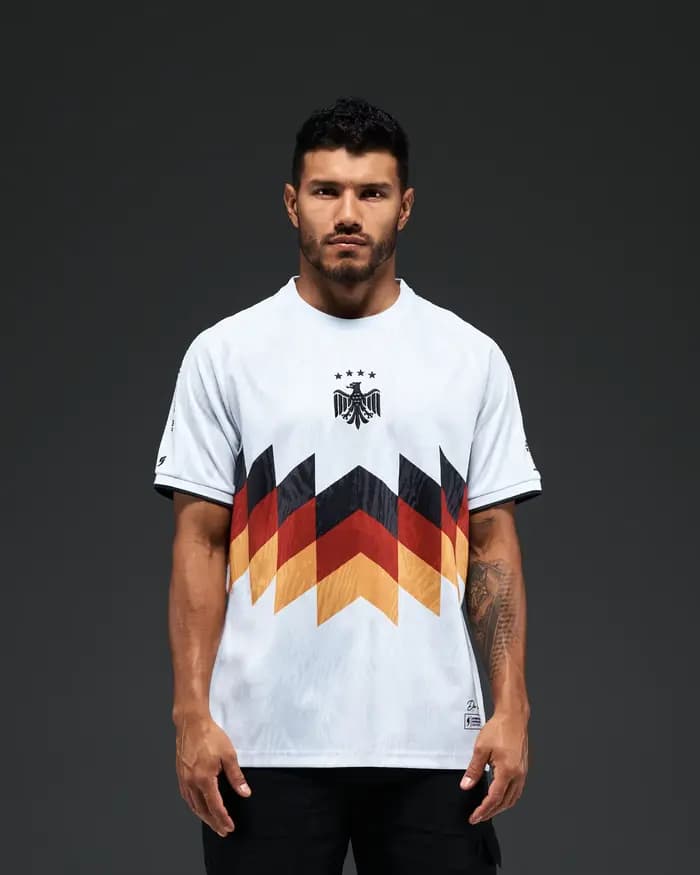 Maillot de football allemand au concept créatif, idéal pour les événements sportifs mondiaux, maillo