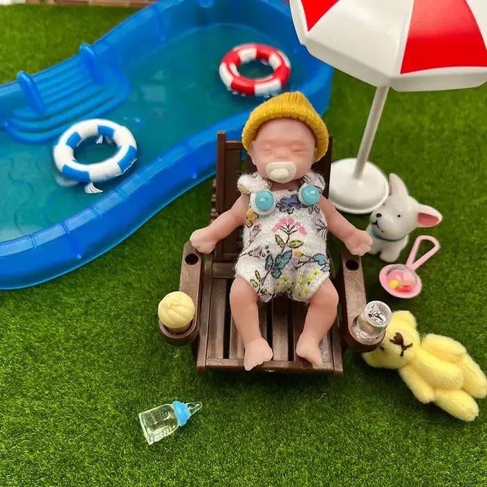 8 cm mignon Mini Silicone Bebe Reborn fille avec 2 ensembles Mini tenues pour chaque bébé Reborn dou