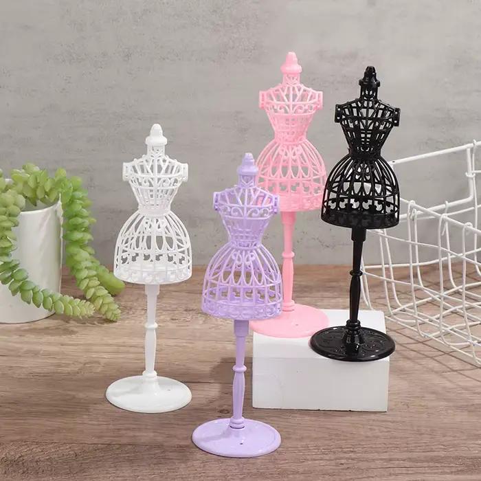 Mannequin modèle creux cintre support étagères pour poupées filles fantaisie poupée affichage robe v