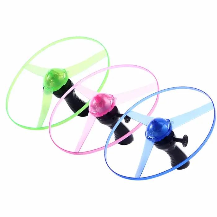 Jouet volant rotatif pour enfants avec ligne de tirage, lumière LED et effets lumineux clignotants, 