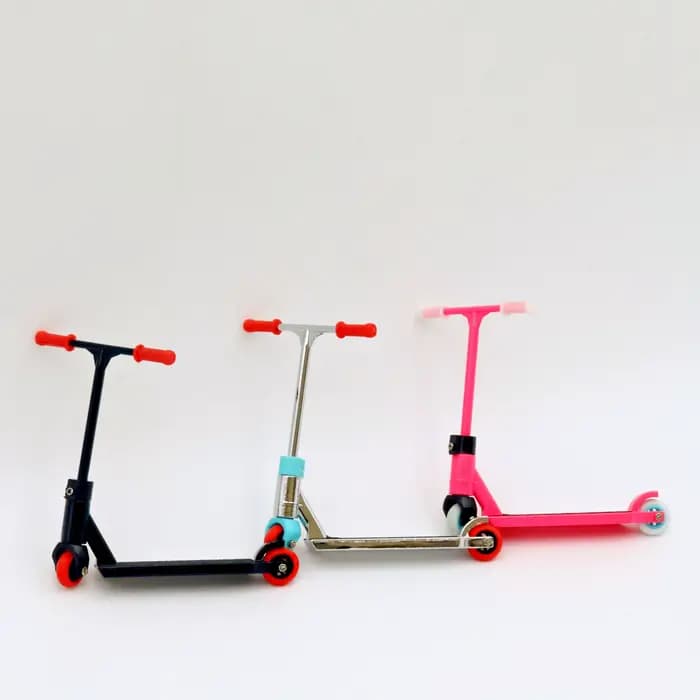 Mini Scooter à doigts en alliage 100%, Collection de Simulation méta, cadeaux pour enfants, jouets p
