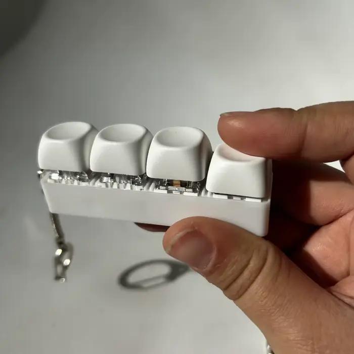 Relaxant bricolage clavier Fidget porte-clés touches bouton doigt