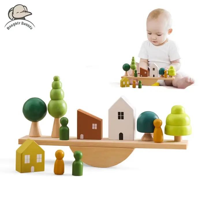 Jouets sensoriels Montessori