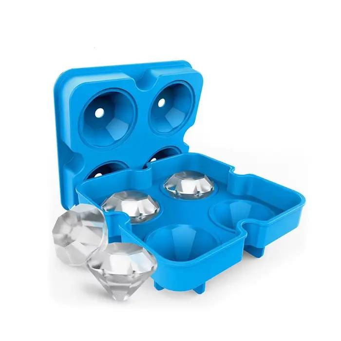 Créez des glaçons uniques en forme de diamant à la maison avec ce moule de plateau à glaçons DIY!