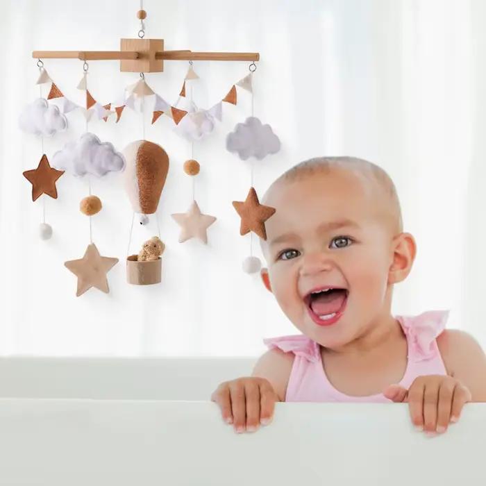 Berceau de bébé Mobile lit en bois cloche hochet jouet feutre doux ballon à Air chaud carillon éolien pendentif