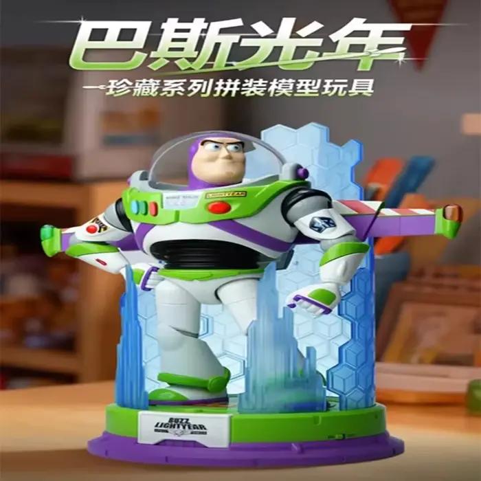 Modèle assemblé authentique de Buzz Lightyear de Toy Story