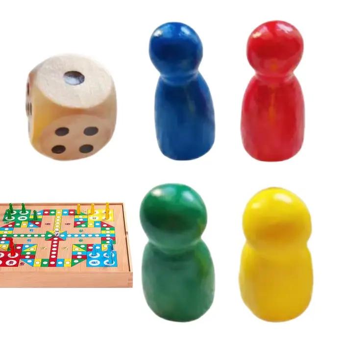 Pièces de jeu de société en bois