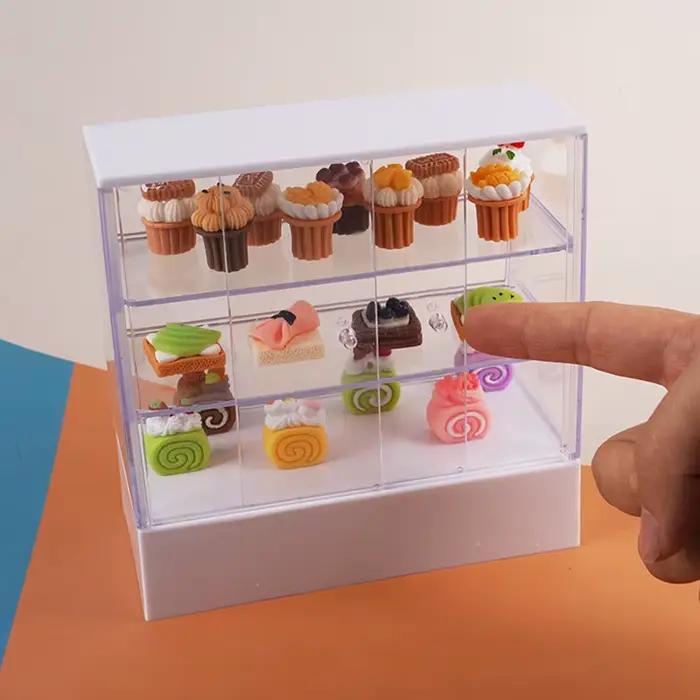 Miniature de maison de poupée : Décoration de pâtisserie