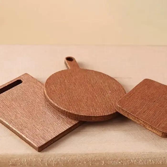 Planche à découper Miniature pour maison de poupée 1:12