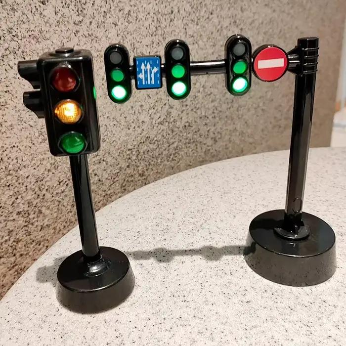 Feu de signalisation éducatif de sécurité