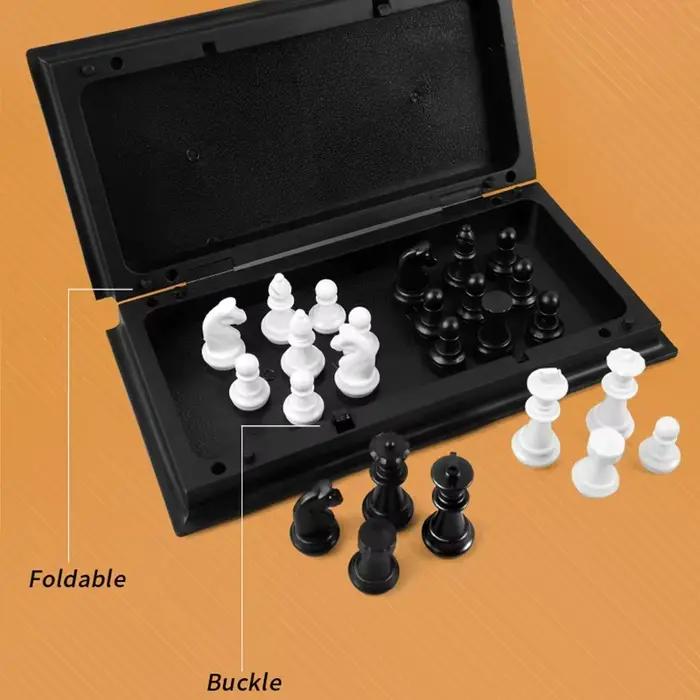 Plateau de jeu d'échecs blanc non magnétique pour stratégie familiale anniversaires Noël Halloween moments partagés