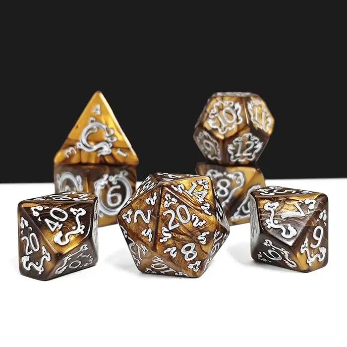7 pièces DND dés 7 pièces/ensemble Dragon motif dés polyédriques jeu de rôle D & D TRPG jeu de société dés comme cadeau accessoires de divertissement