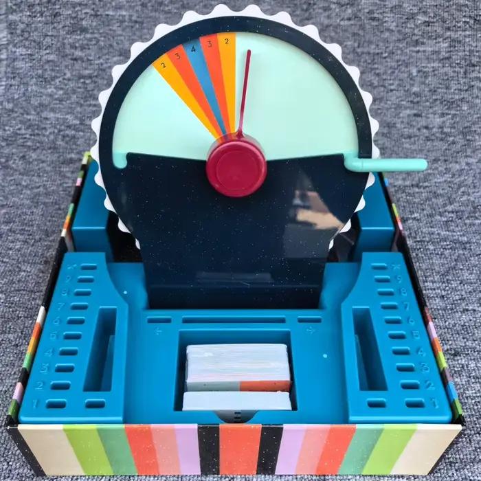 Longueur d'onde : un jeu de fête télépatique | Etats 14 ans plus | 2-12 joueurs | 30-45 minutes | Jeu de lecture