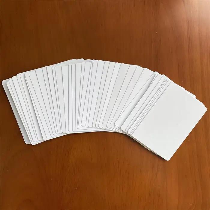 Lot de 50 cartes blanches pour jeu de société