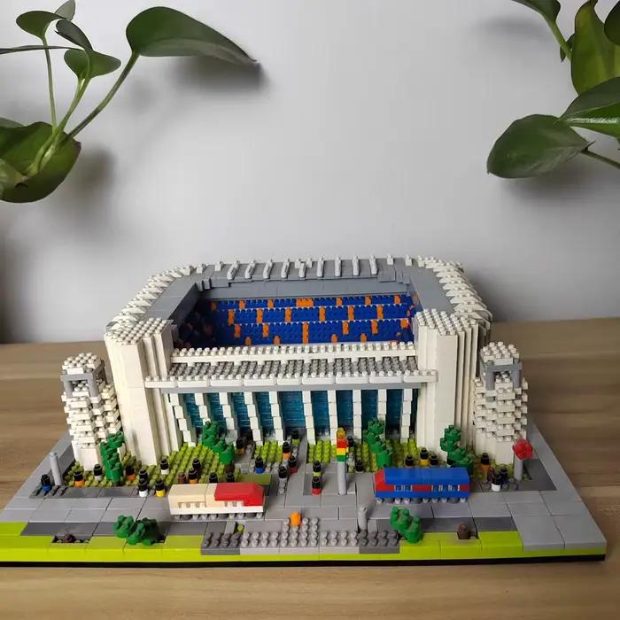Madri Football stade bricolage blocs de construction ensemble réaliste modèle 3D fan de sport décor à la maison Kit d'assemblage éducatif jouets