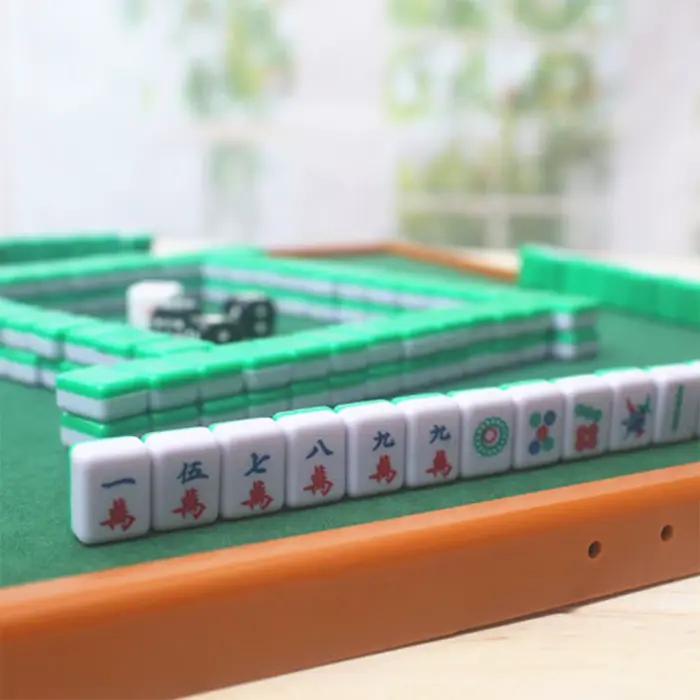 Mini ensemble de Mahjong avec table de Mahjong pliante portable