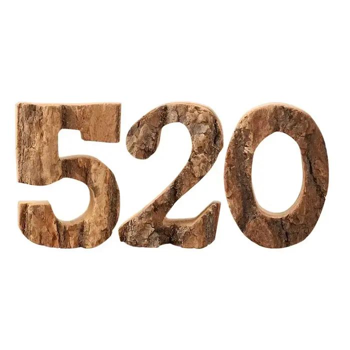 Lettres de l'Alphabet et Chiffres en Bois Massif