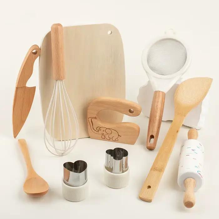 Couteau en bois sûr pour enfants et ensemble de cuisson pour une vraie cuisine