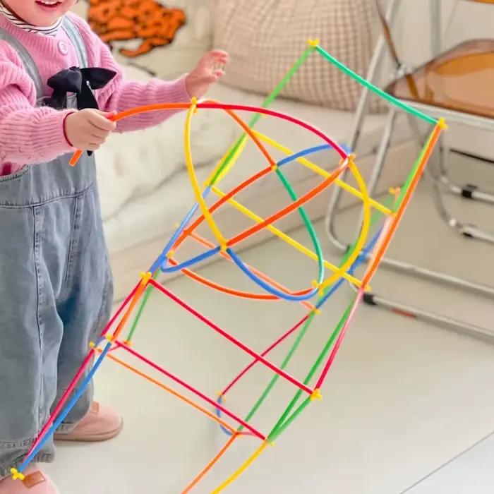 Ensemble de constructeur de paille en plastique