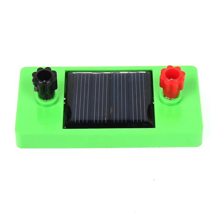 Outils pédagogiques pour expériences scientifiques sur les panneaux solaires