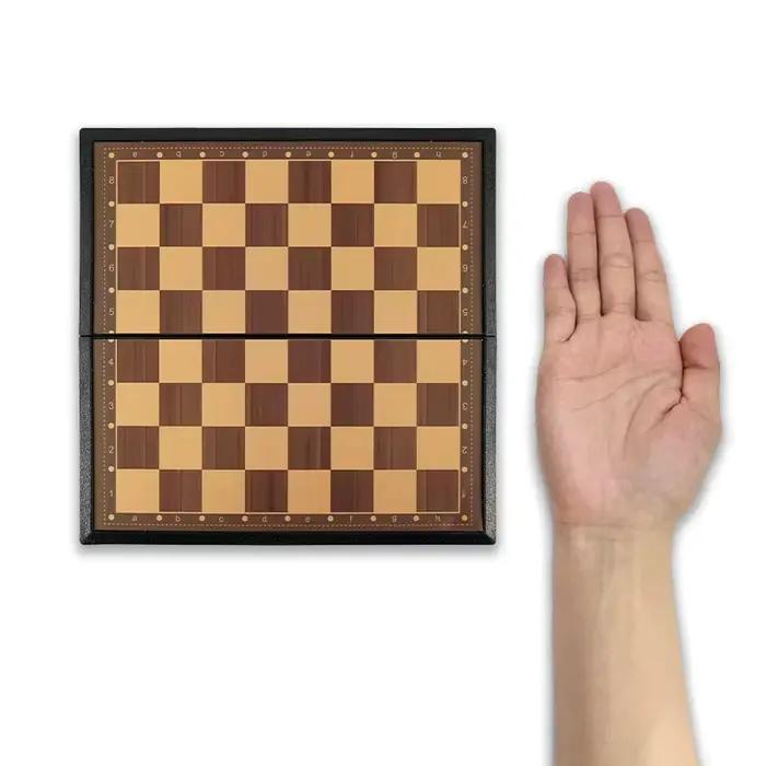Plateau de jeu d'échecs blanc non magnétique pour stratégie familiale anniversaires Noël Halloween moments partagés