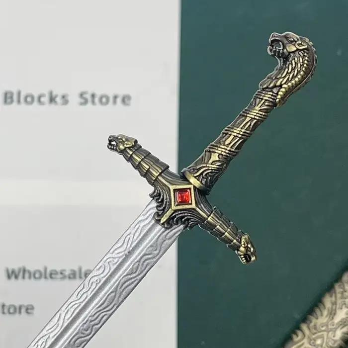 Réplique de l'épée Garde de Serment de Game of Thrones - 22cm (8,66in) Alliage de Zinc - Lame Non Aiguisée avec Fourreau - Idéal pour les Fans de GOT, Accessoire pour Figurines