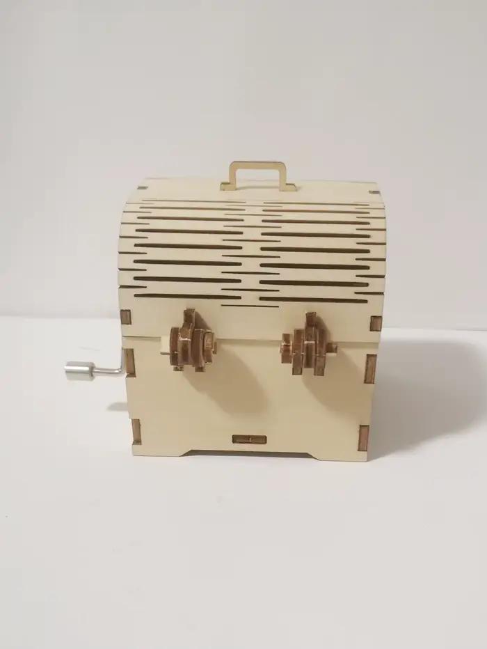 Puzzle 3d en bois, boîte à musique trésor à la main