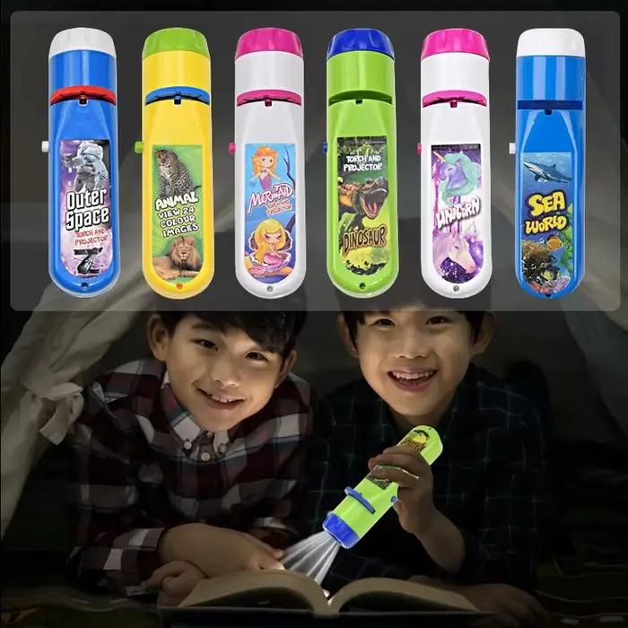Projecteur d'éducation précoce pour enfants avec projections aléatoires de dinosaures, océans et motifs spatiaux jouet clignotant interactif pour occuper et éduquer les enfants à partir de 14 ans