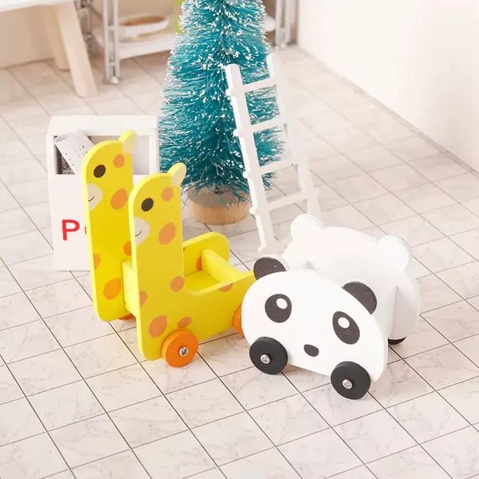 Étagère de rangement l'inventaire en forme de girafe de Krasnoise