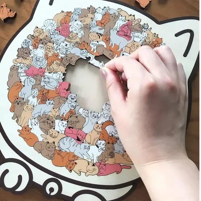 Puzzle en forme de chat de couleur Morandi