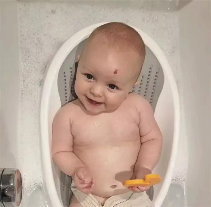 Baignoire de natation pour bébé
