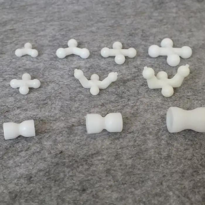 Perles squelettes en plastique blanc pour accessoires de poupée variées dimensions pour créations personnalisées occassions spéciales