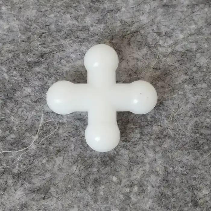 Perles squelettes en plastique blanc pour accessoires de poupée variées dimensions pour créations personnalisées occassions spéciales