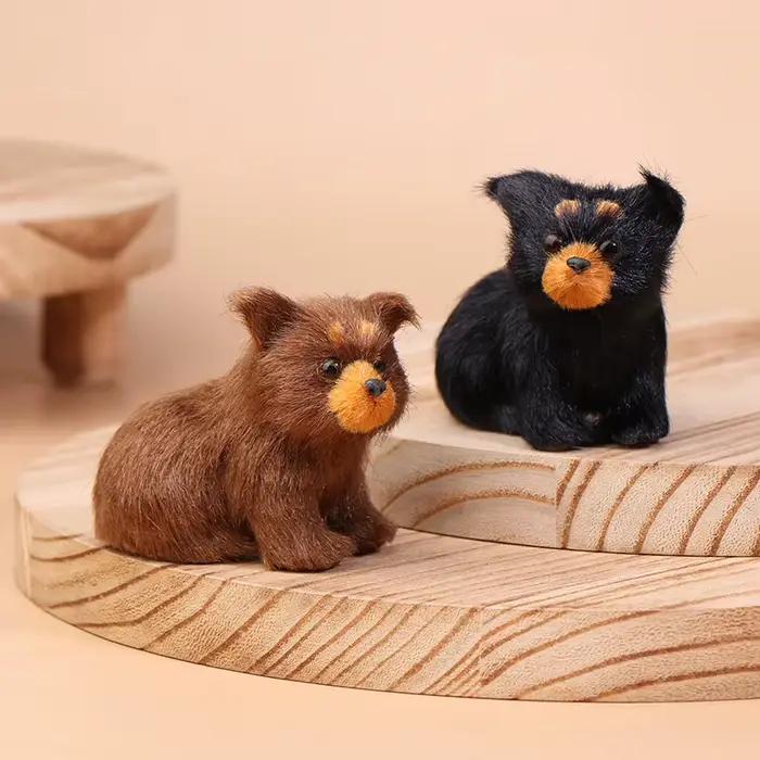 Figurines d'animaux ours brun