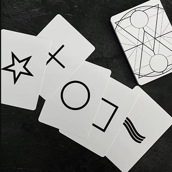 Eclipse (Gimmicks et Instructions en ligne) de Dee Christopher, tours de magie, prédiction de cartes ESP, accessoire d'illusion de gros plan