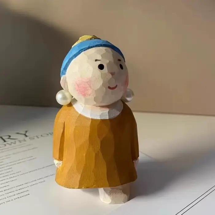 Figurines en bois artisanales