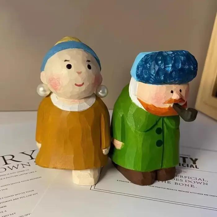 Figurines en bois artisanales