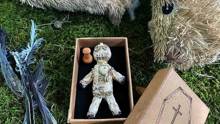 ODOO - Haunted Voodoo Butter par iNFiNiTi, tours de magie sur le thème d'Halloween, mentalisme, préd