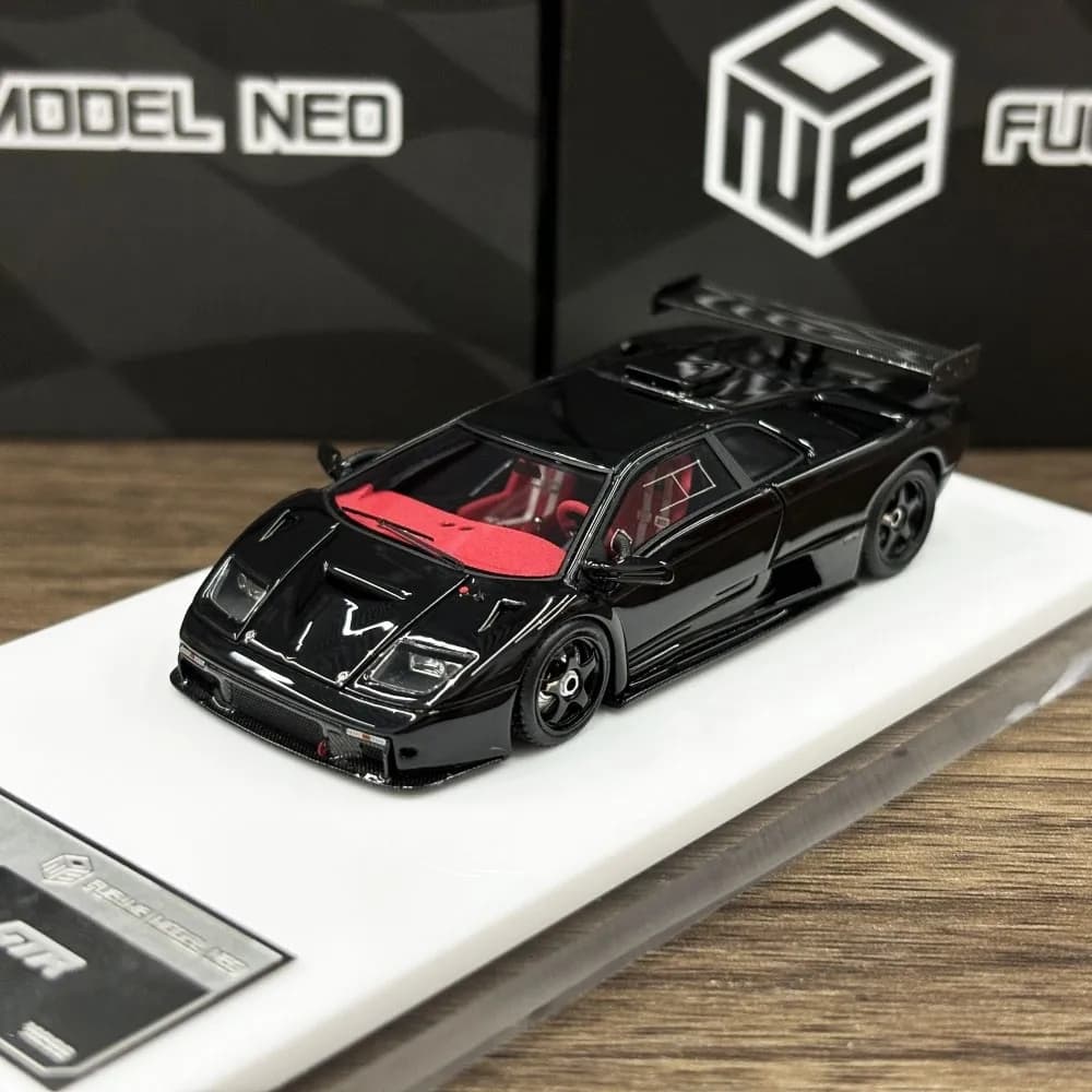 FuelMe 1:64 Diablo GTR fantôme ananas couleur modèle de voiture de simulation en résine complète, dé