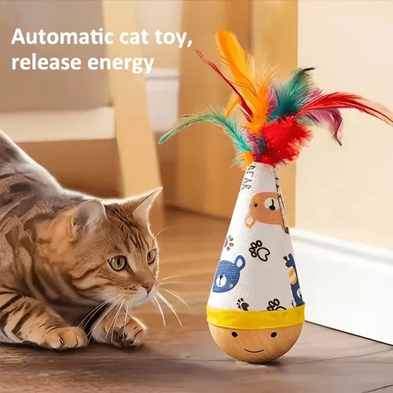 Une figurine de chat imprimée de dessins animés, jouet pour enfant. La base en bois robuste offre un