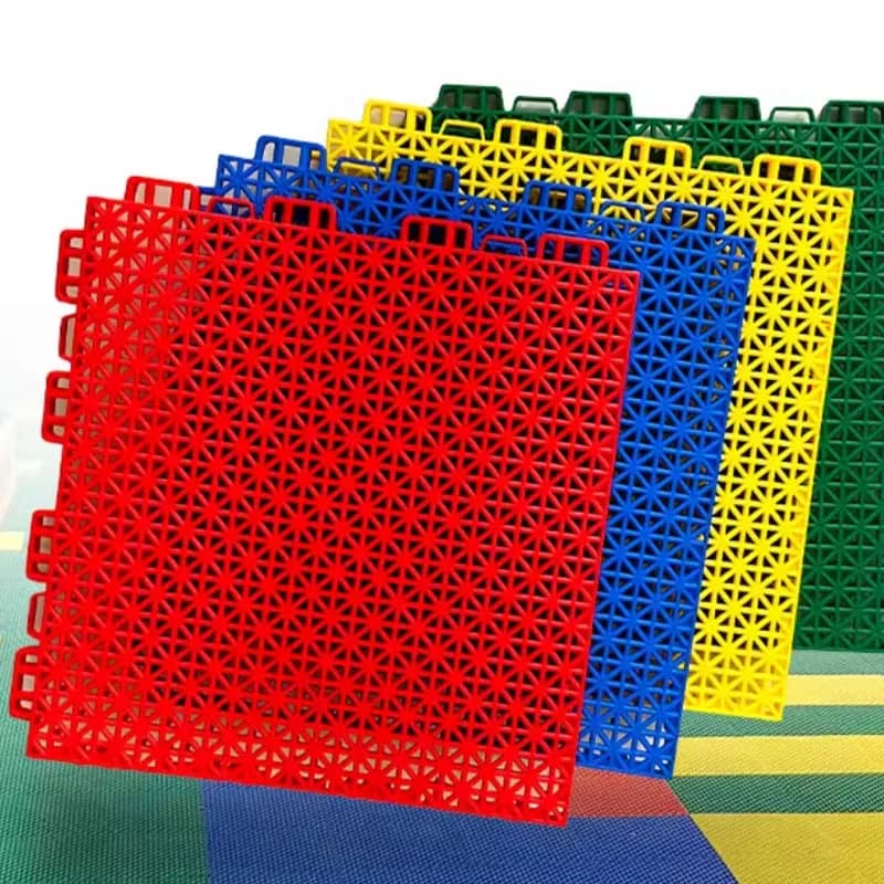 Plancher extérieur assemblé sport sol piste tapis jardin maternelle épissage Grille tapis grille air