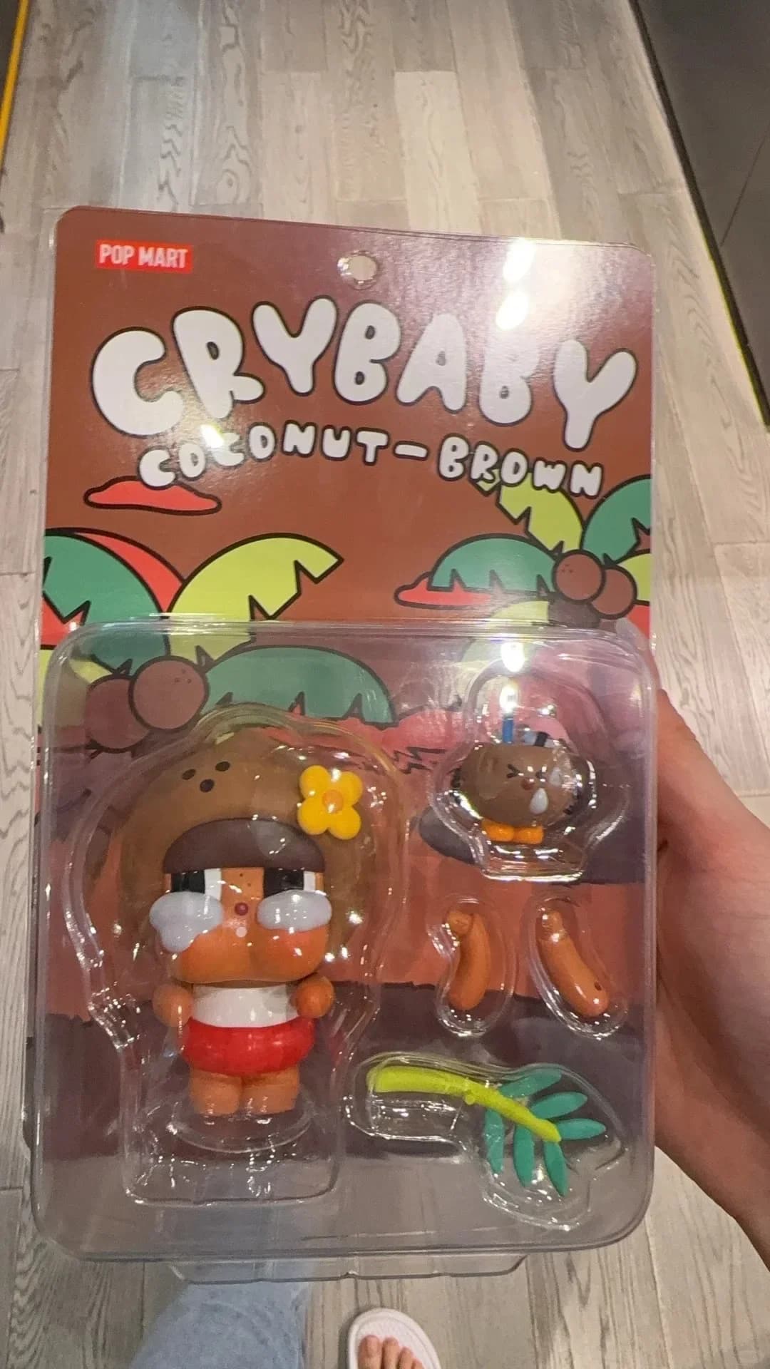 POPMART Crybaby Coconut King Figurine verte noix de coco boîte aveugle à la mode jouet mignon pour l
