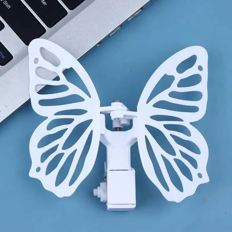 Mécanisme de simulation de papillon avec ailes électriques oscillantes ; Dispositif mécanique dynami