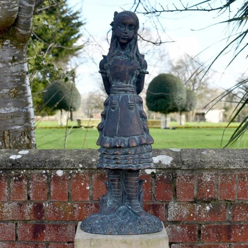 Statue des aventures d'Alice au pays des merveilles – Ornement artisanal en résine pour jardin, cour