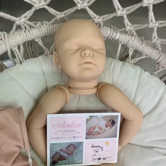Kit Reborn Soft Touch avec COA Bebé, Body Muñeca, Avelee Sleeping Sweet Baby, 20"