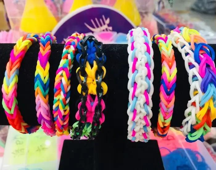 Bracelets à métier à tisser Double couleur, cadeau pour fille, bande élastique tissée, laçage, jouet