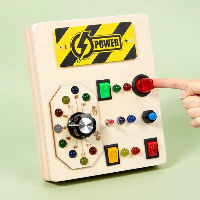 Montessori Busy Board Jouets mentaires oriels en bois avec interrupteur à lumière LED, Tableau de co