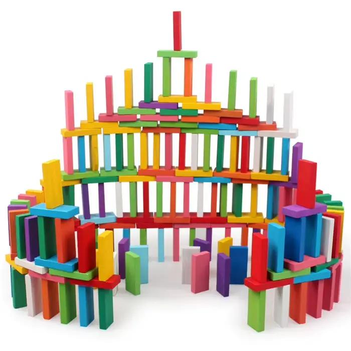 Domino en bois couleur tri arc-en-ciel